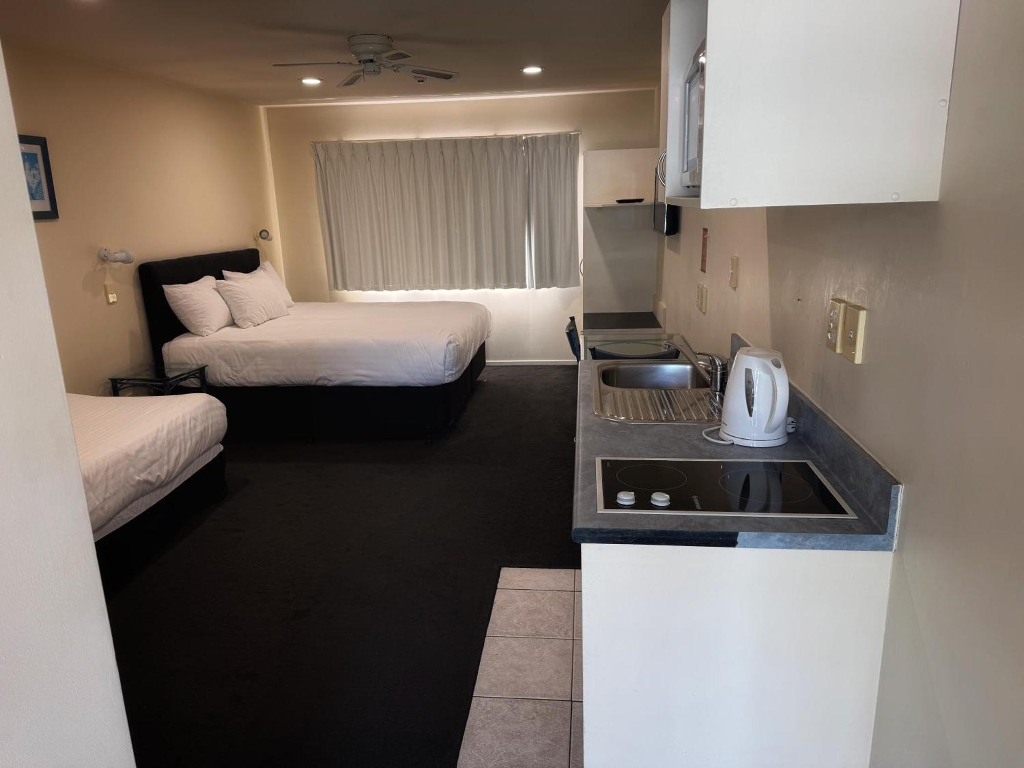 Albany Executive Motor Inn Limited 오클랜드 외부 사진